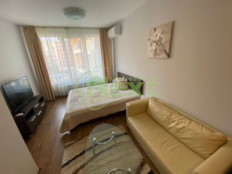 Дава под нем  1-стаен, град София, Студентски град •  460 € • ID 33285448 — holmes.bg - [1] 