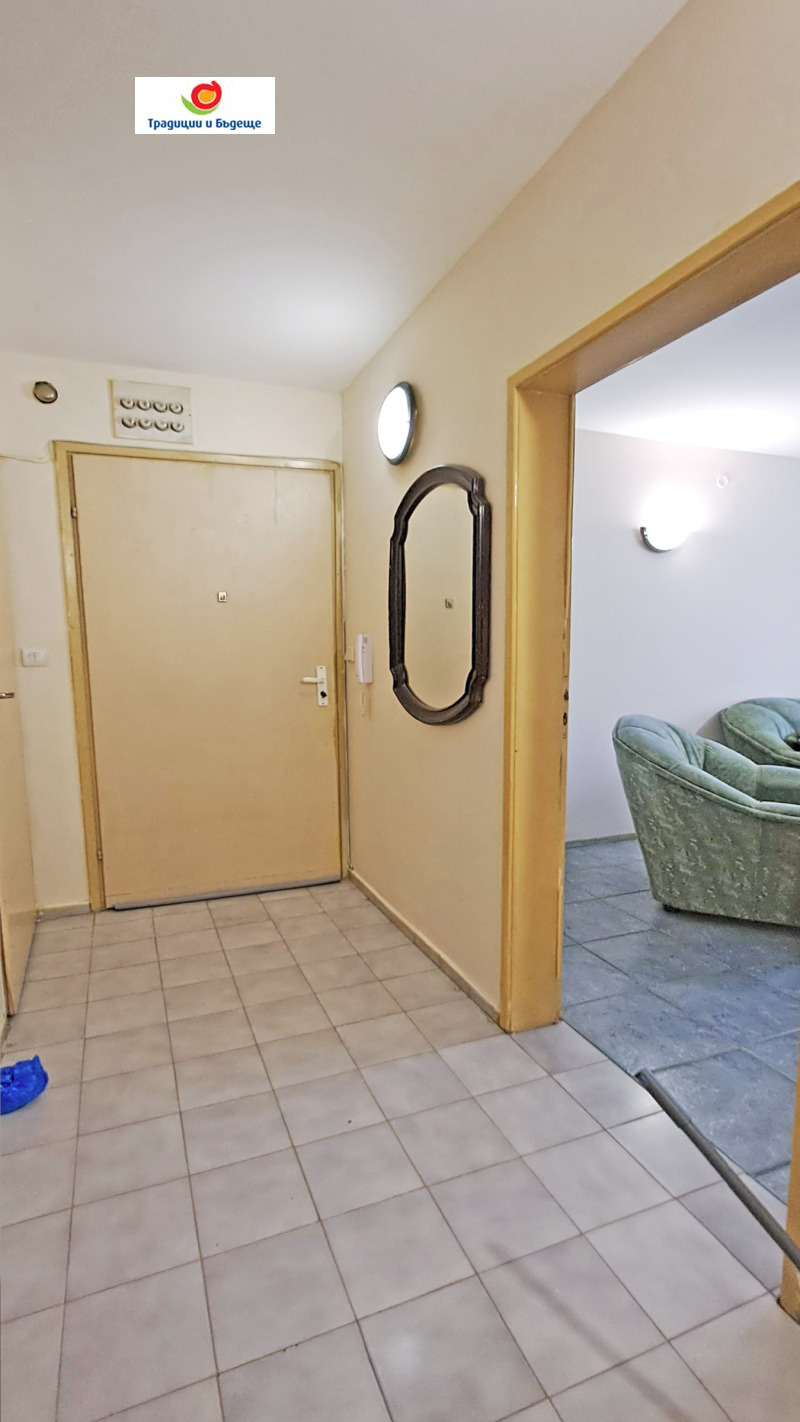 Дава под наем 3-СТАЕН, гр. София, Красно село, снимка 16 - Апартаменти - 52800551