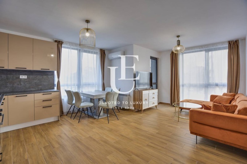 Дава под наем  4-стаен град София , Изток , 140 кв.м | 48551306
