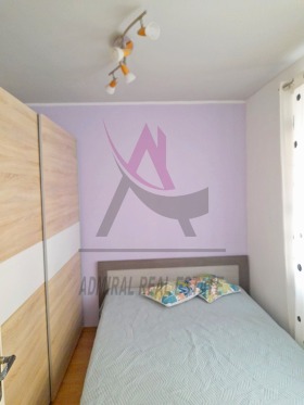 1 chambre Grand Mol, Varna 3