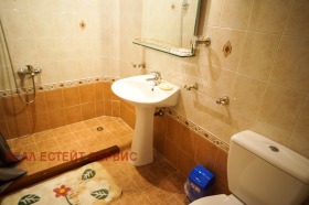 3+ bedroom Iztok, Sofia 13