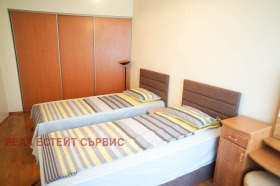 3+ bedroom Iztok, Sofia 11