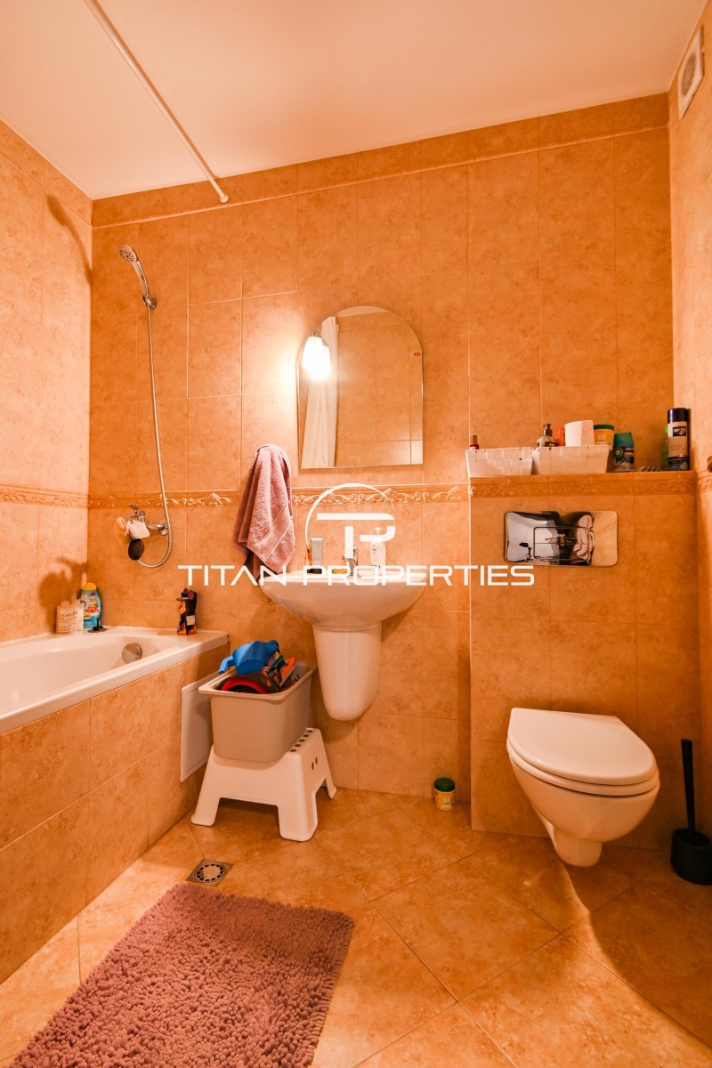 Издаје се  2 спаваће собе Софија , Лозенец , 150 м2 | 38272236 - слика [15]