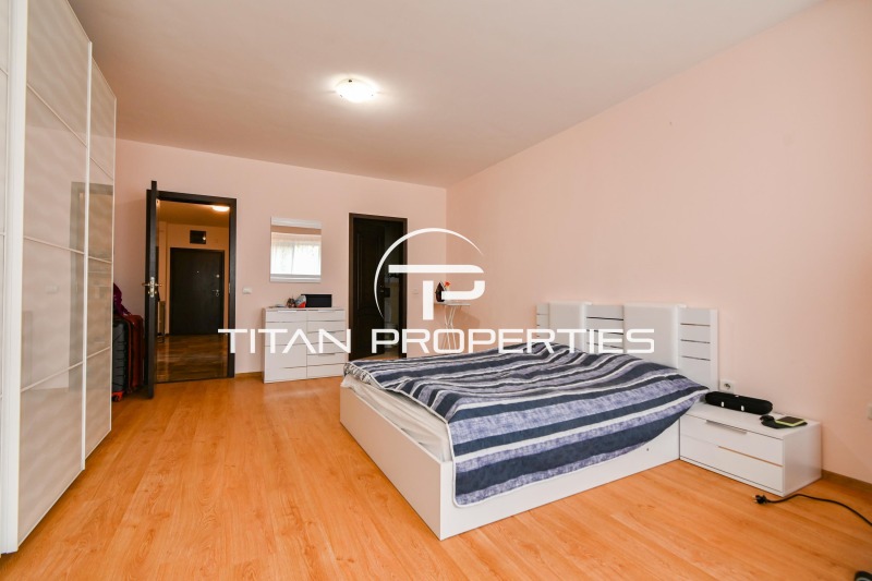 Издаје се  2 спаваће собе Софија , Лозенец , 150 м2 | 38272236 - слика [7]