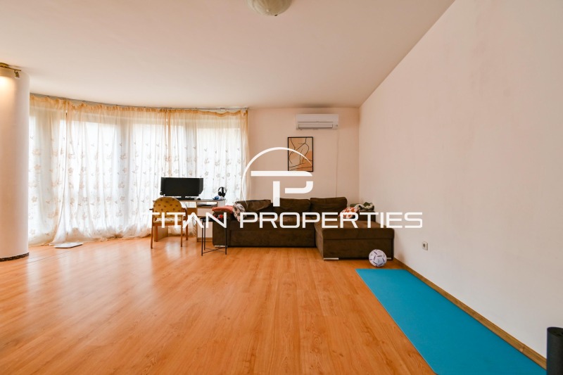 Издаје се  2 спаваће собе Софија , Лозенец , 150 м2 | 38272236