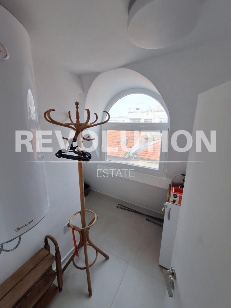 Дава под наем МНОГОСТАЕН, гр. Пловдив, Център, снимка 15 - Апартаменти - 52198619