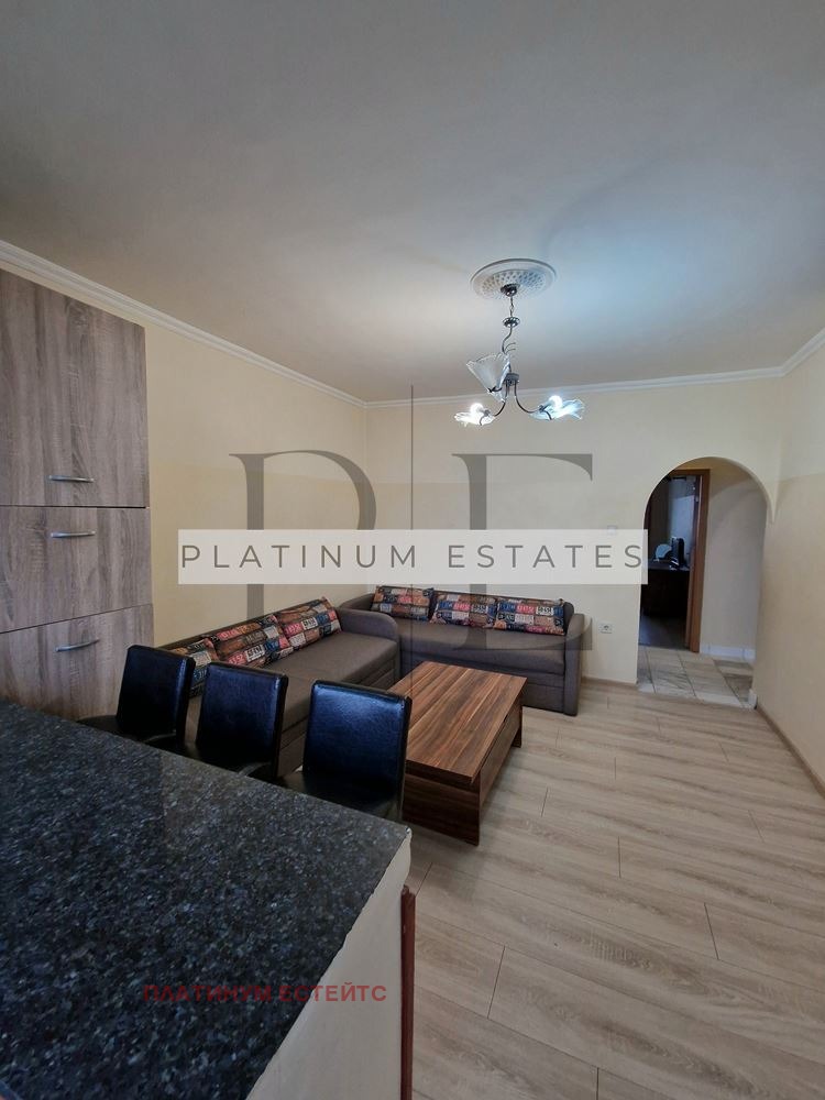 Para alugar  2 quartos Sofia , Mladost 4 , 68 m² | 92178903