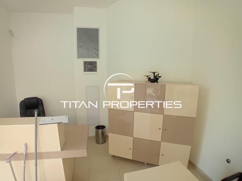 Дава под наем ОФИС, гр. Пловдив, Христо Смирненски, снимка 2 - Офиси - 52551196