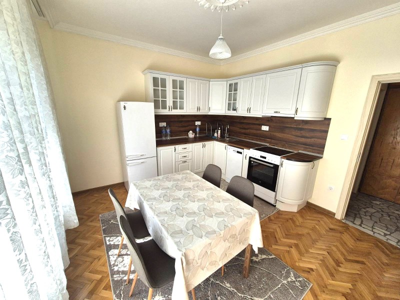 Дава под наем  2-стаен град София , Изток , 100 кв.м | 91675367 - изображение [4]