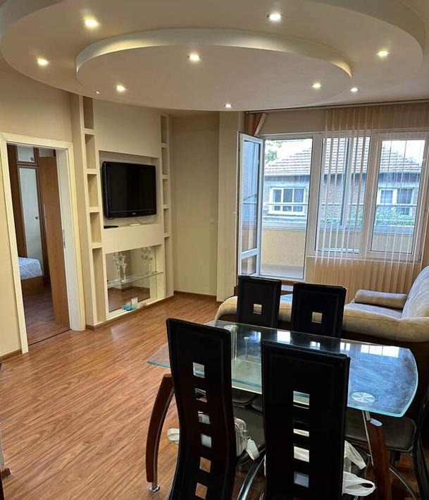 Zu vermieten  2 Schlafzimmer Plowdiw , Kjutschuk Parisch , 76 qm | 55051655 - Bild [2]