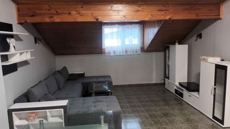 För uthyrning  Hus Golv Sofia , Dragalevci , 80 kvm | 67511175