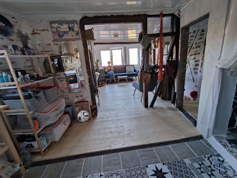 Дава под наем КЪЩА, гр. Велико Търново, Варуша, снимка 10 - Къщи - 53080577