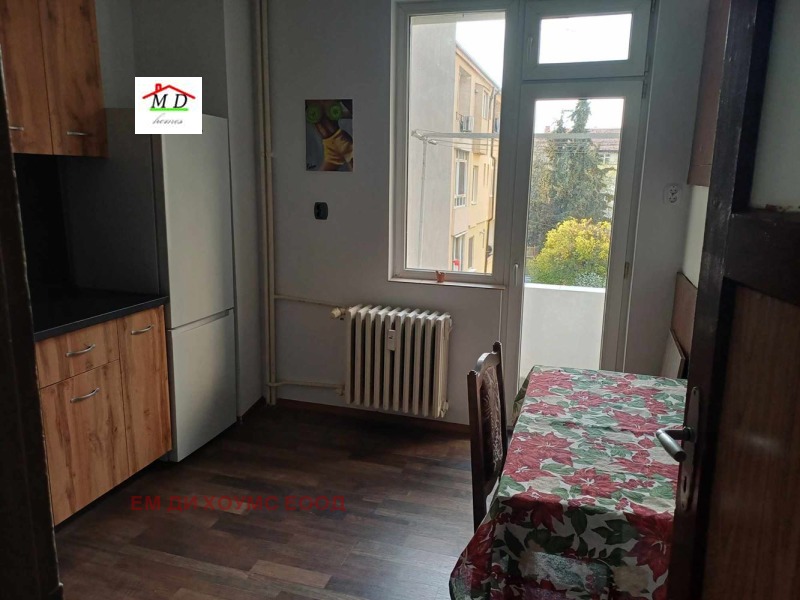 De inchiriat  2 dormitoare Sofia , Țentâr , 100 mp | 23751848 - imagine [3]