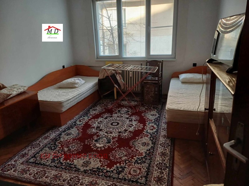 De inchiriat  2 dormitoare Sofia , Țentâr , 100 mp | 23751848 - imagine [8]
