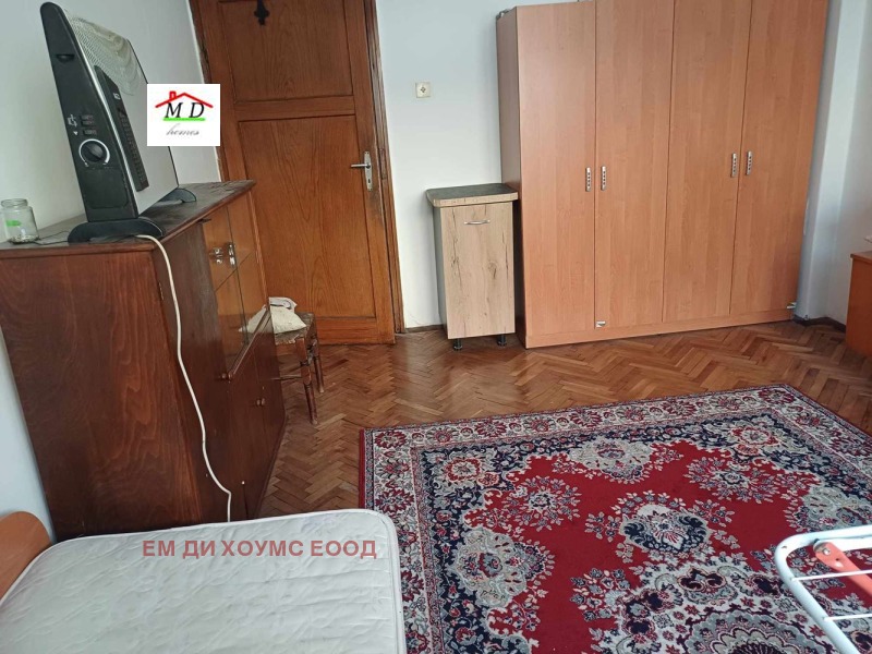 De inchiriat  2 dormitoare Sofia , Țentâr , 100 mp | 23751848 - imagine [9]