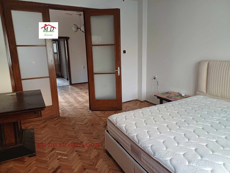 De inchiriat  2 dormitoare Sofia , Țentâr , 100 mp | 23751848 - imagine [6]