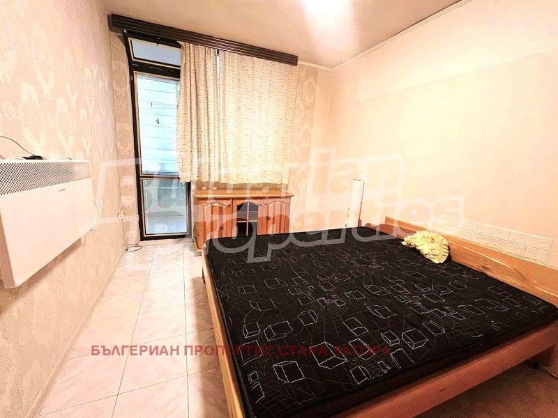 Kiadó  3 hálószobás Stara Zagora , Centar , 100 négyzetméter | 16265096