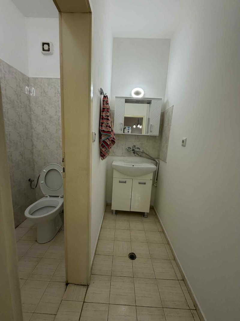 Дава под наем 2-СТАЕН, гр. София, Мусагеница, снимка 8 - Апартаменти - 53107998