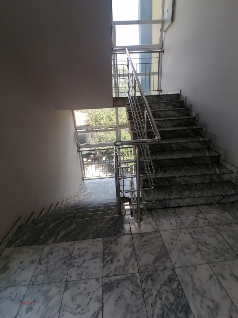 Дава под наем 2-СТАЕН, гр. Бургас, Славейков, снимка 12 - Апартаменти - 53602544