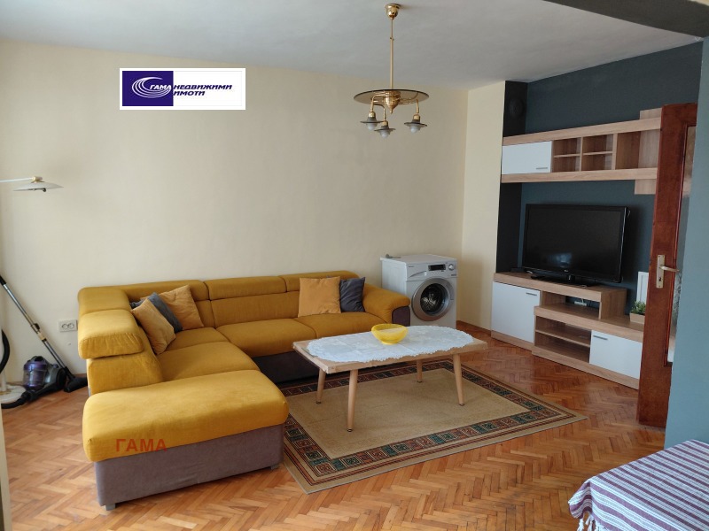 Дава под наем 3-СТАЕН, гр. Варна, Спортна зала