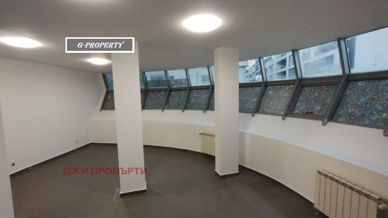 För uthyrning  Kontor Sofia , Studentski grad , 55 kvm | 62610683 - bild [2]