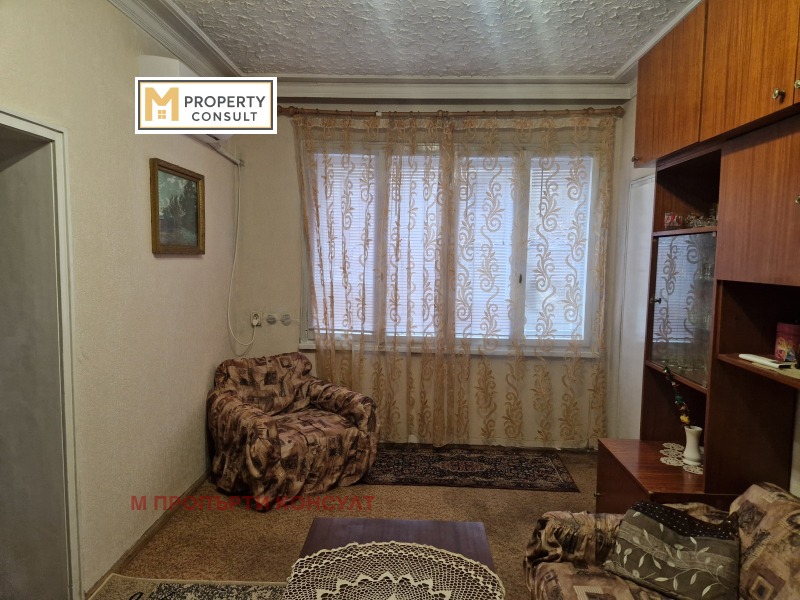 Дава под наем ЕТАЖ ОТ КЪЩА, гр. Плевен, Широк център, снимка 3 - Етаж от къща - 53130762