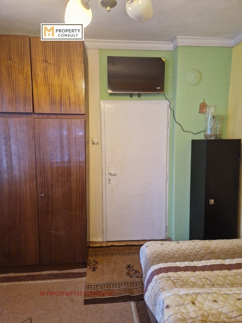 Дава под наем ЕТАЖ ОТ КЪЩА, гр. Плевен, Широк център, снимка 7 - Етаж от къща - 53130762