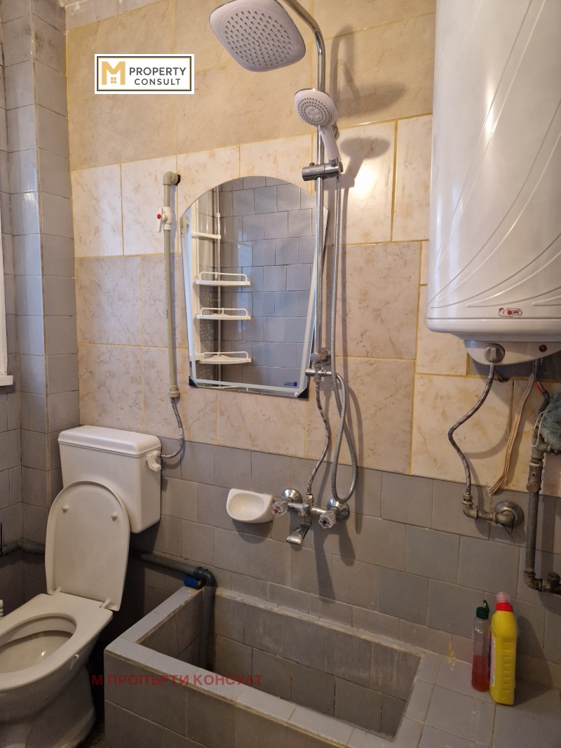 Дава под наем ЕТАЖ ОТ КЪЩА, гр. Плевен, Широк център, снимка 10 - Етаж от къща - 53130762