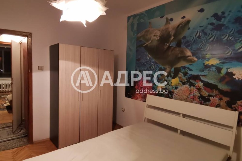 Дава под нем  2-стаен, град София, Борово •  550 EUR • ID 24764752 — holmes.bg - [1] 