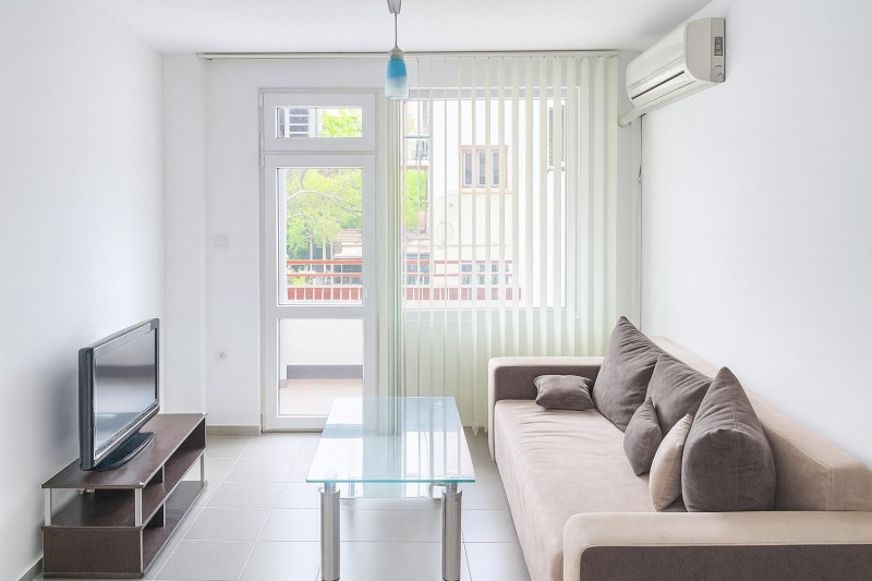 For Rent  1 bedroom Plovdiv , Marasha , 53 sq.m | 84007466