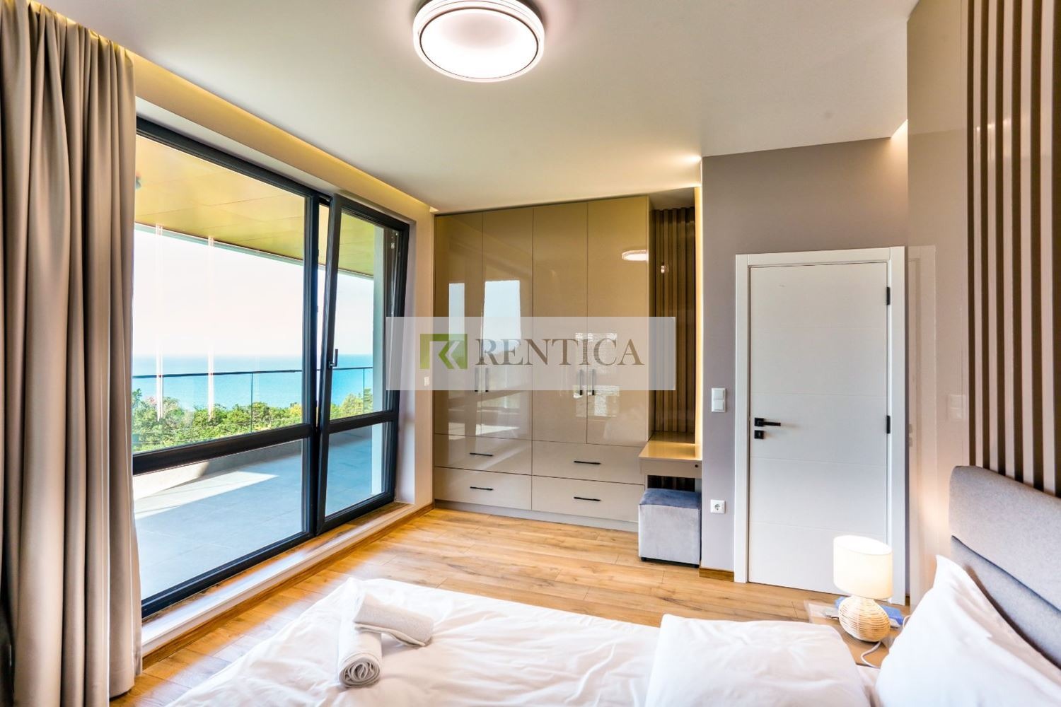 Дава под наем МНОГОСТАЕН, гр. Варна, Галата, снимка 6 - Апартаменти - 53908076