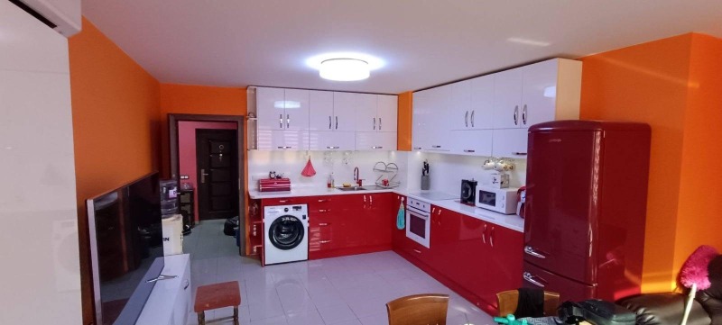 Do wynajęcia  1 sypialnia Sofia , Lewski W , 62 mkw | 24059690 - obraz [2]
