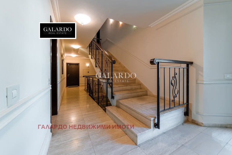 Дава под наем 4-СТАЕН, гр. София, Лозенец, снимка 12 - Апартаменти - 53196916