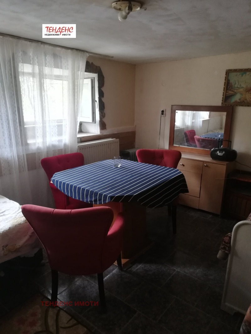 Zu vermieten  1 Schlafzimmer Kardschali , Bajkal , 40 qm | 40501694 - Bild [2]