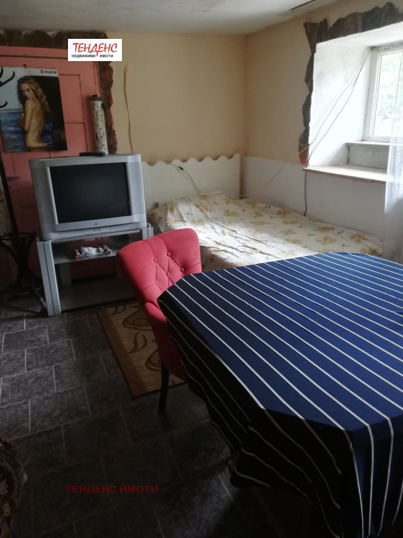Zu vermieten  1 Schlafzimmer Kardschali , Bajkal , 40 qm | 40501694