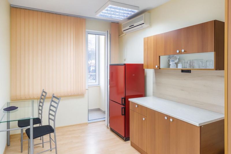 Til leje  1 soveværelse Plovdiv , Tsentar , 65 kvm | 46908974