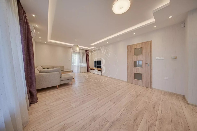 Do wynajęcia  3+ sypialni Sofia , Lozenec , 250 mkw | 11331951 - obraz [4]