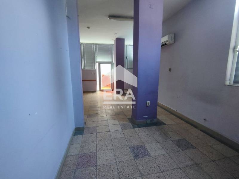 Дава под наем СКЛАД, гр. Димитровград, област Хасково, снимка 2 - Складове - 53120084