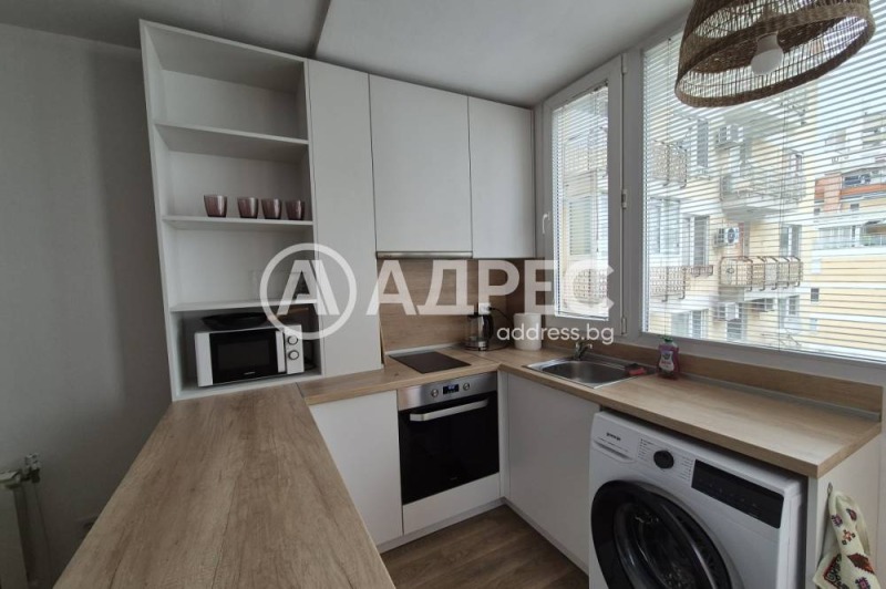Te huur  Studio Sofia , Manastirski livadi , 32 m² | 49328598
