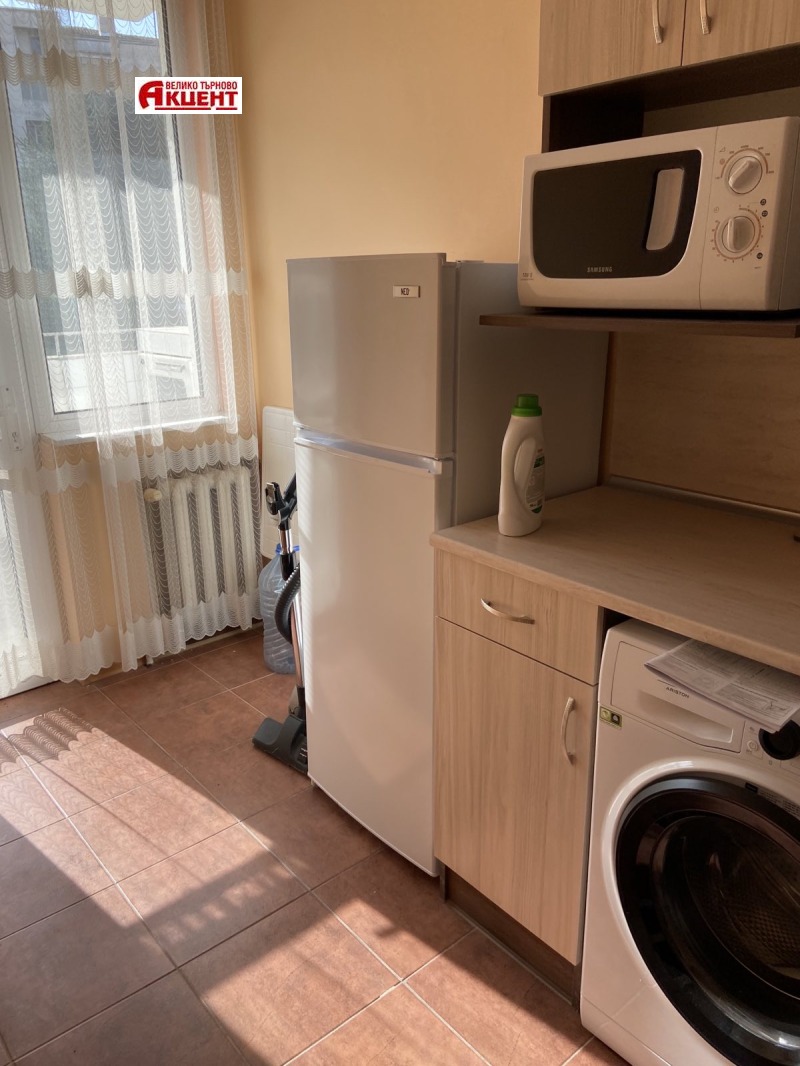 Дава под наем 3-СТАЕН, гр. Велико Търново, Център, снимка 2 - Апартаменти - 53071976