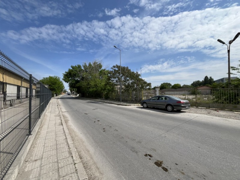 Дава под наем МЯСТО, гр. Пловдив, Индустриална зона - Север, снимка 7 - Парцели - 52197724