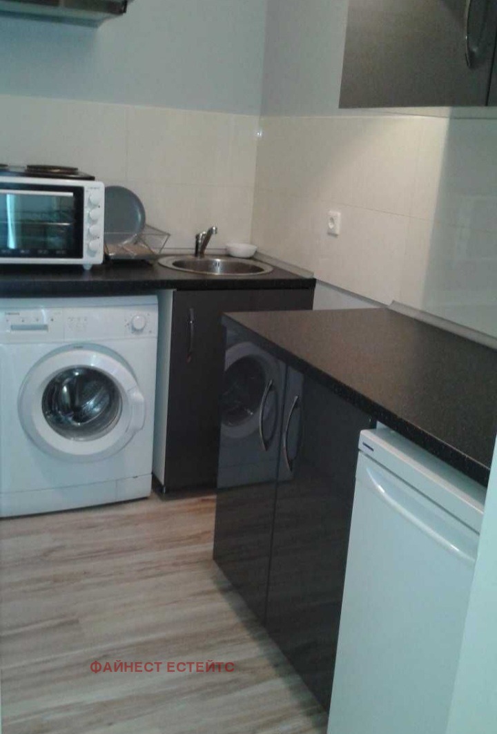 Til leie  Studio Sofia , Tsentar , 40 kvm | 34716663 - bilde [3]