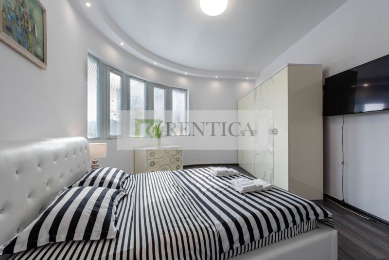 Da affittare  2 camere da letto Varna , Tsentar , 110 mq | 55342593 - Immagine [10]
