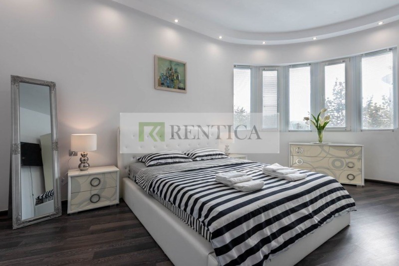 Da affittare  2 camere da letto Varna , Tsentar , 110 mq | 55342593 - Immagine [8]