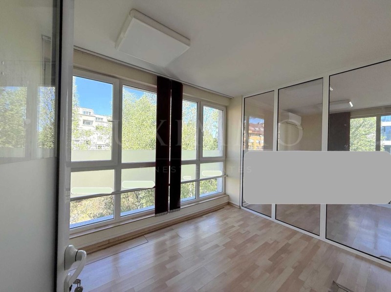För uthyrning  Kontor Sofia , Mladost 1 , 97 kvm | 34781303 - bild [4]
