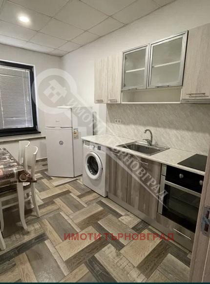 K pronájmu  3 ložnice Veliko Tarnovo , Centar , 100 m2 | 45715258