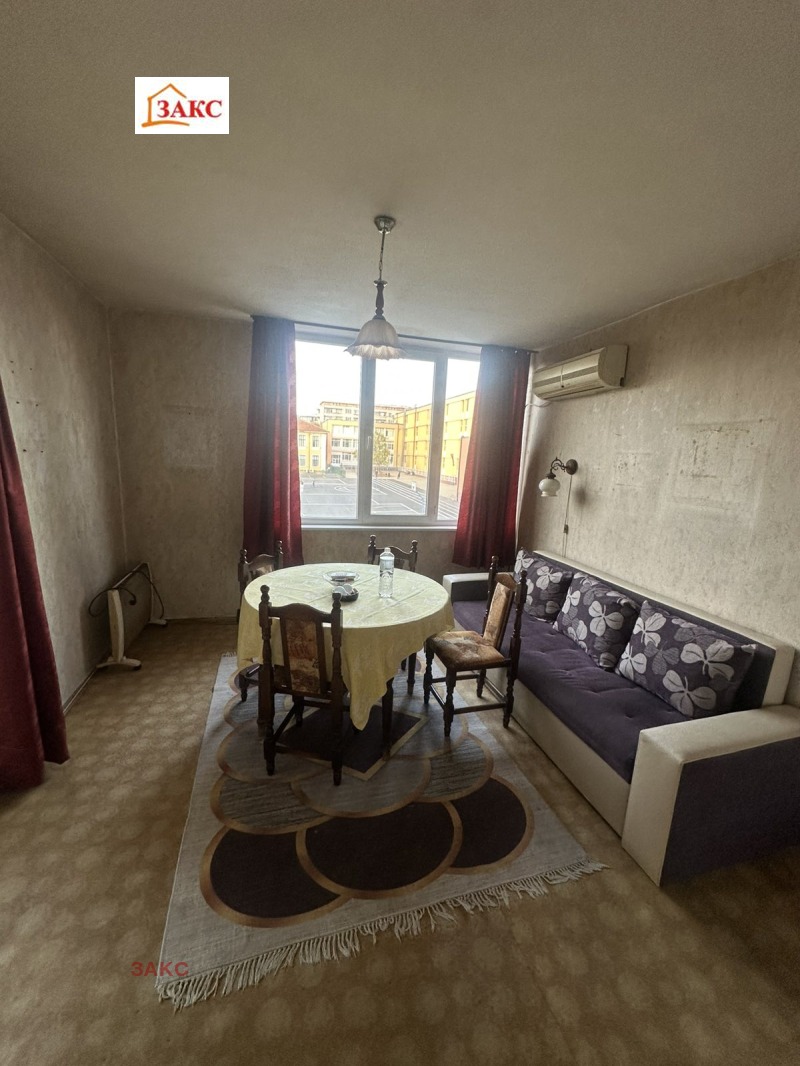 Дава под наем 3-СТАЕН, гр. Кърджали, Център, снимка 2 - Апартаменти - 52493636