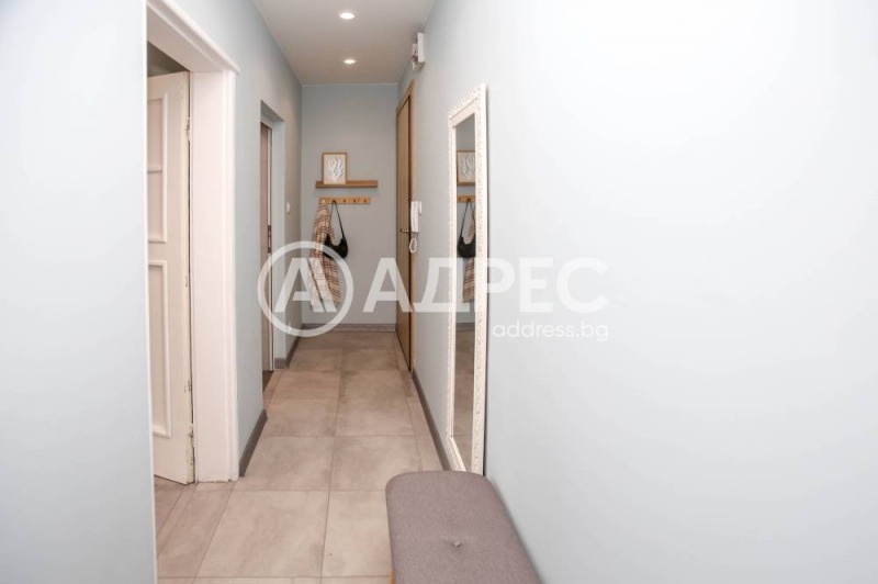 Дава под наем 3-СТАЕН, гр. София, Център, снимка 4 - Апартаменти - 52546895