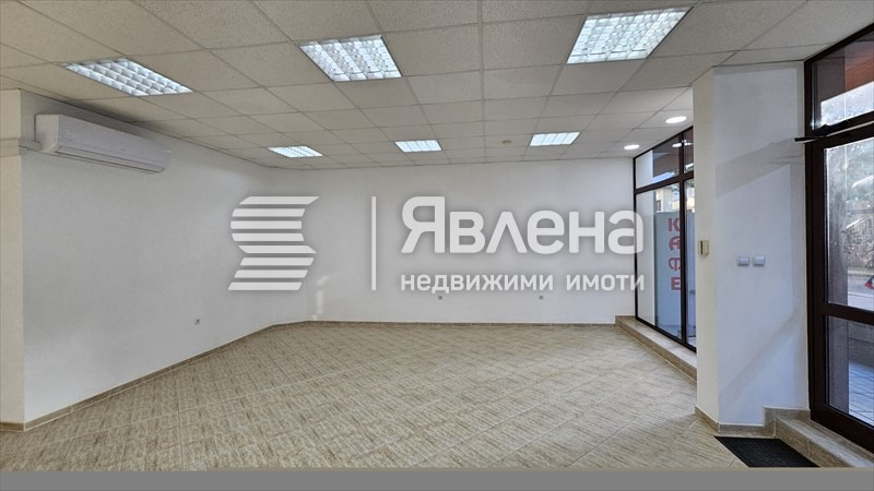 Дава под наем  Магазин град Варна , Левски 1 , 74 кв.м | 20292070 - изображение [2]