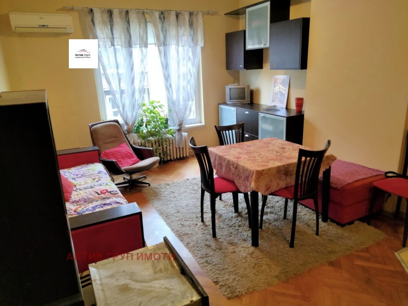 Дава под наем 3-СТАЕН, гр. София, Център, снимка 3 - Апартаменти - 53260797